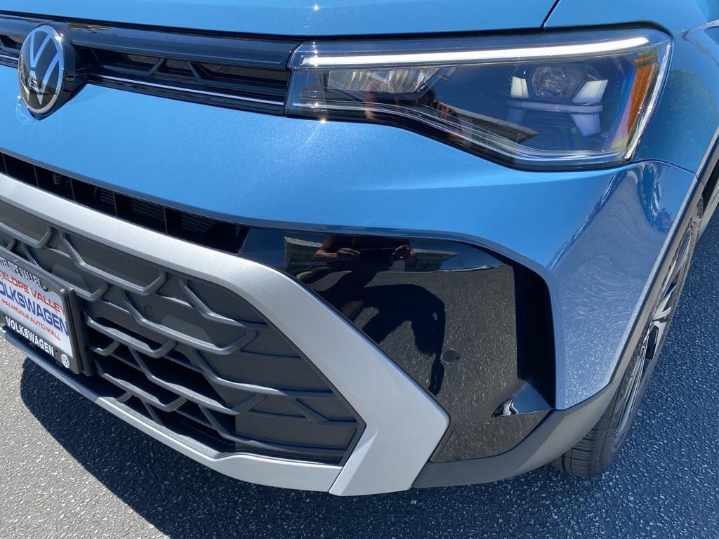 new 2025 Volkswagen Taos car, priced at $33,651