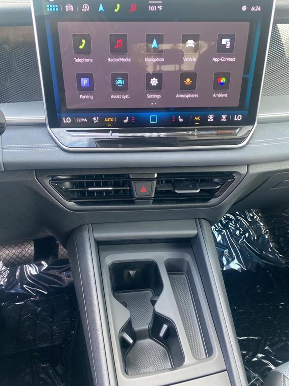 new 2025 Volkswagen Tiguan car, priced at $35,623