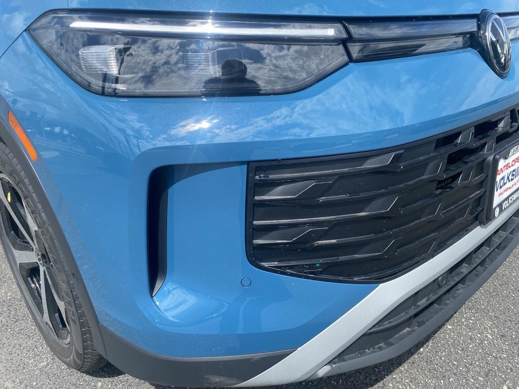 new 2025 Volkswagen Tiguan car, priced at $35,623