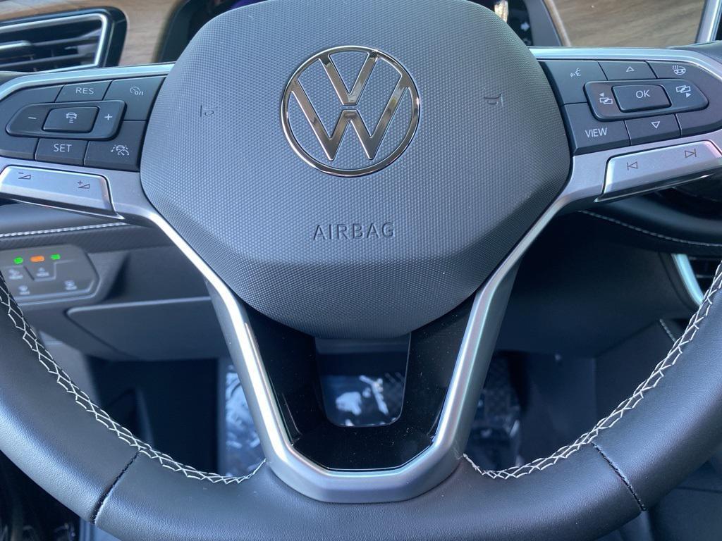 new 2026 Volkswagen Atlas car, priced at $41,172