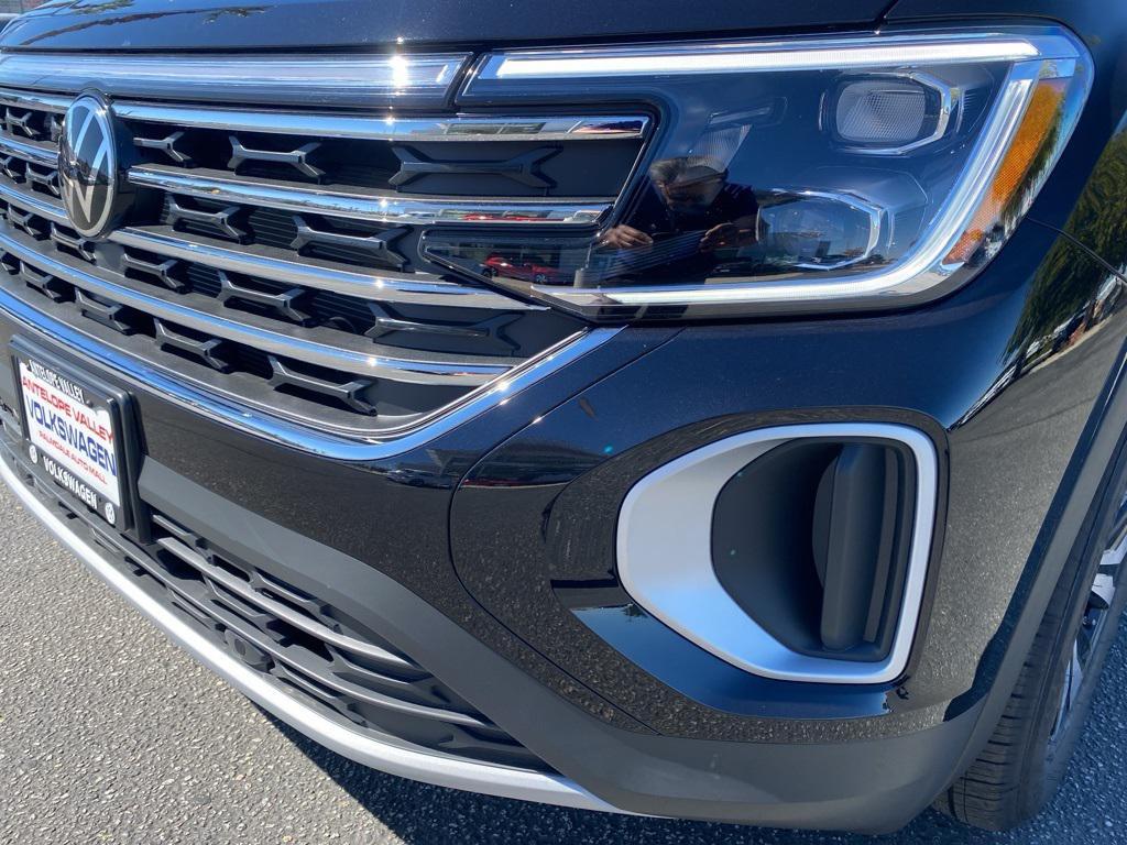 new 2026 Volkswagen Atlas car, priced at $41,172