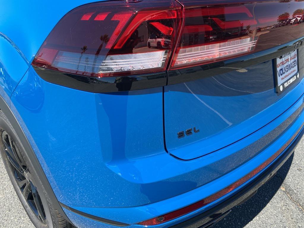 new 2026 Volkswagen Atlas Cross Sport car, priced at $53,152