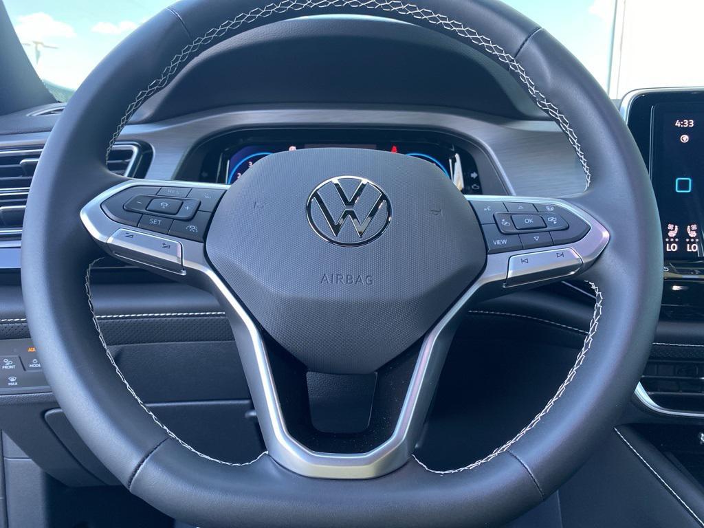 new 2026 Volkswagen Atlas Cross Sport car, priced at $44,975