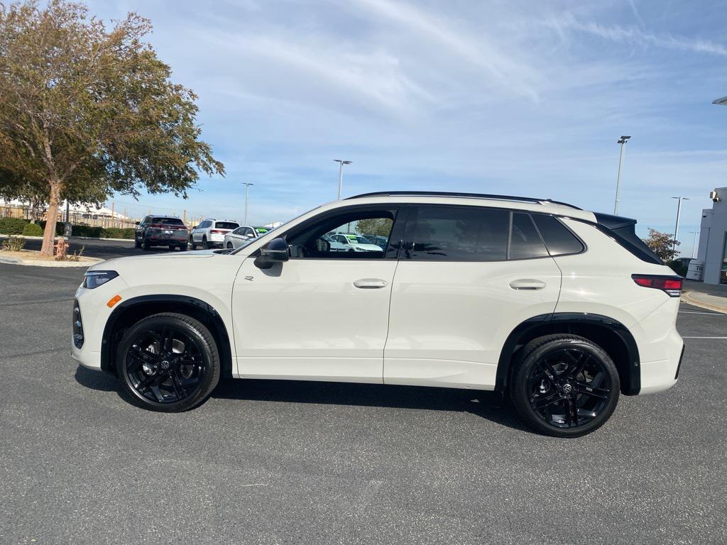 new 2025 Volkswagen Tiguan car, priced at $40,422
