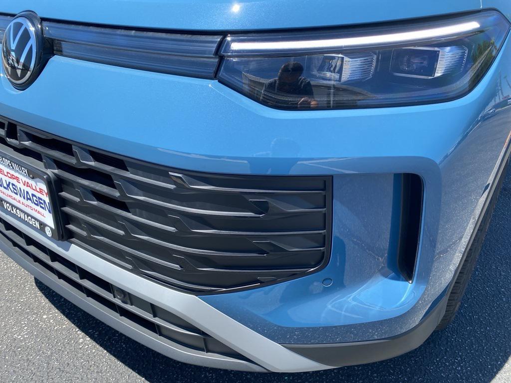 new 2025 Volkswagen Tiguan car, priced at $35,410