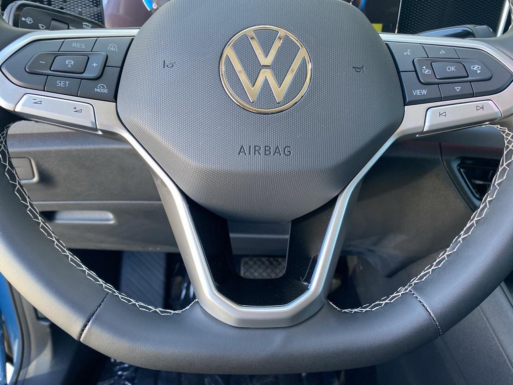 new 2025 Volkswagen Tiguan car, priced at $35,410