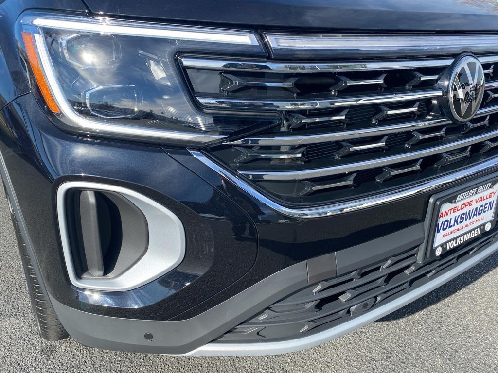 new 2025 Volkswagen Atlas car, priced at $49,228