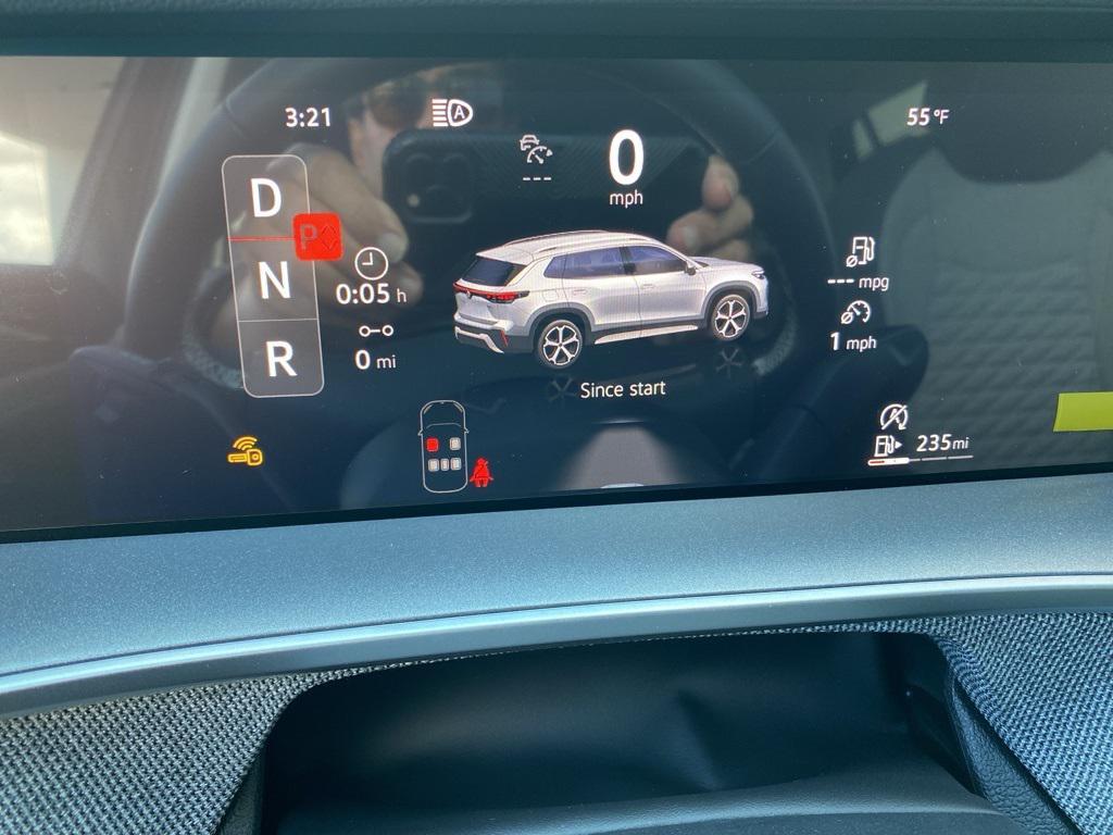 new 2026 Volkswagen Tiguan car, priced at $32,992