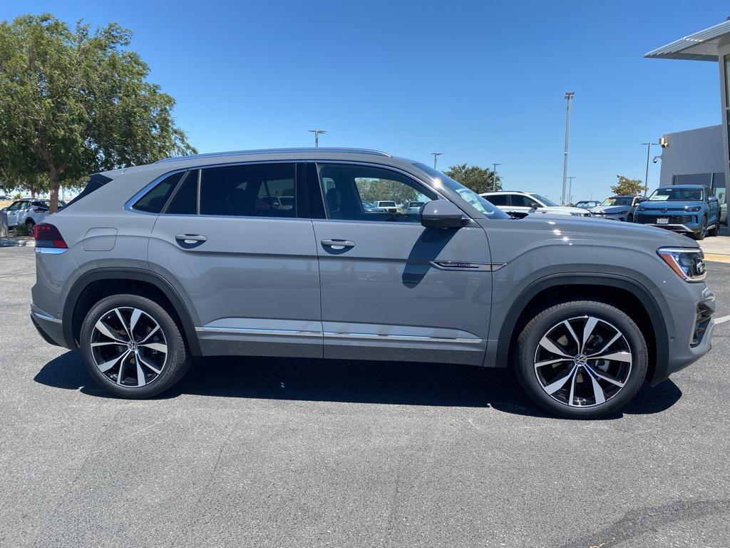new 2025 Volkswagen Atlas Cross Sport car, priced at $54,201