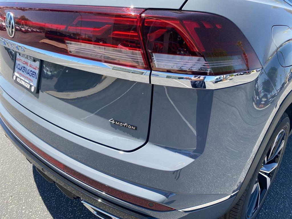 new 2025 Volkswagen Atlas Cross Sport car, priced at $54,201