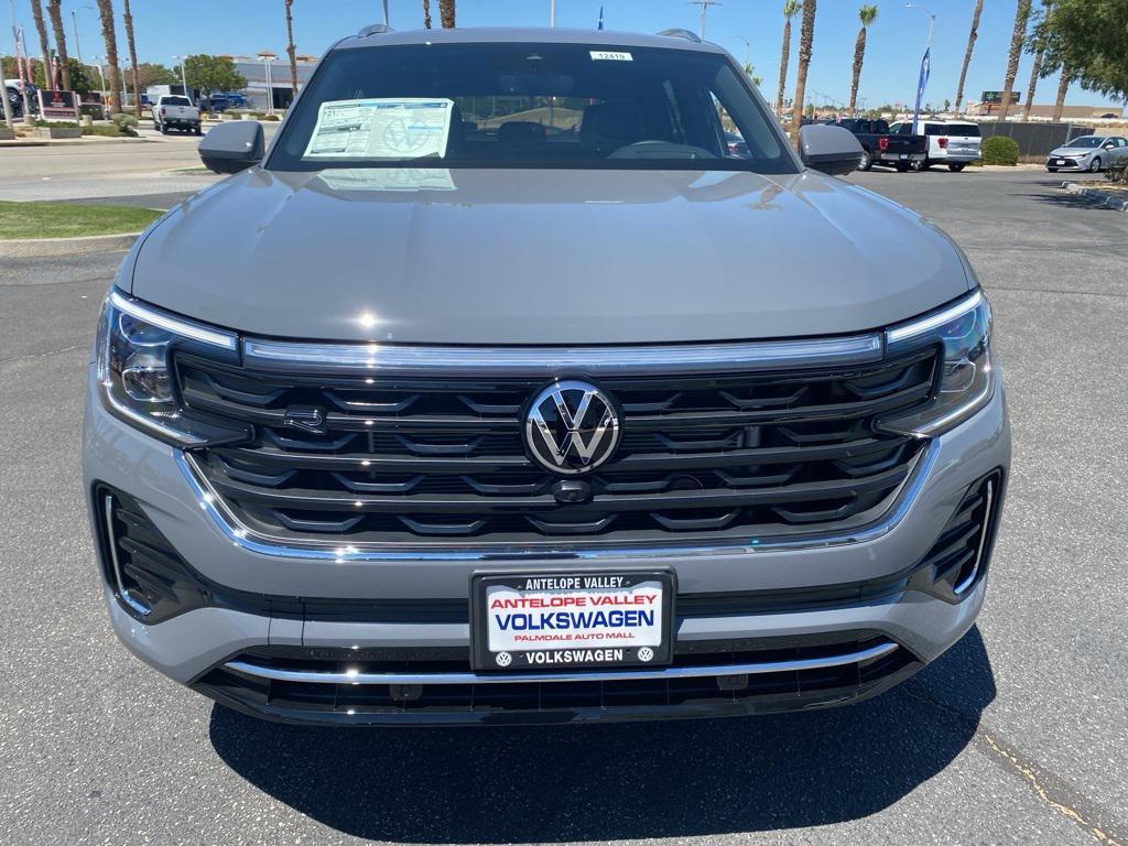 new 2025 Volkswagen Atlas Cross Sport car, priced at $54,201