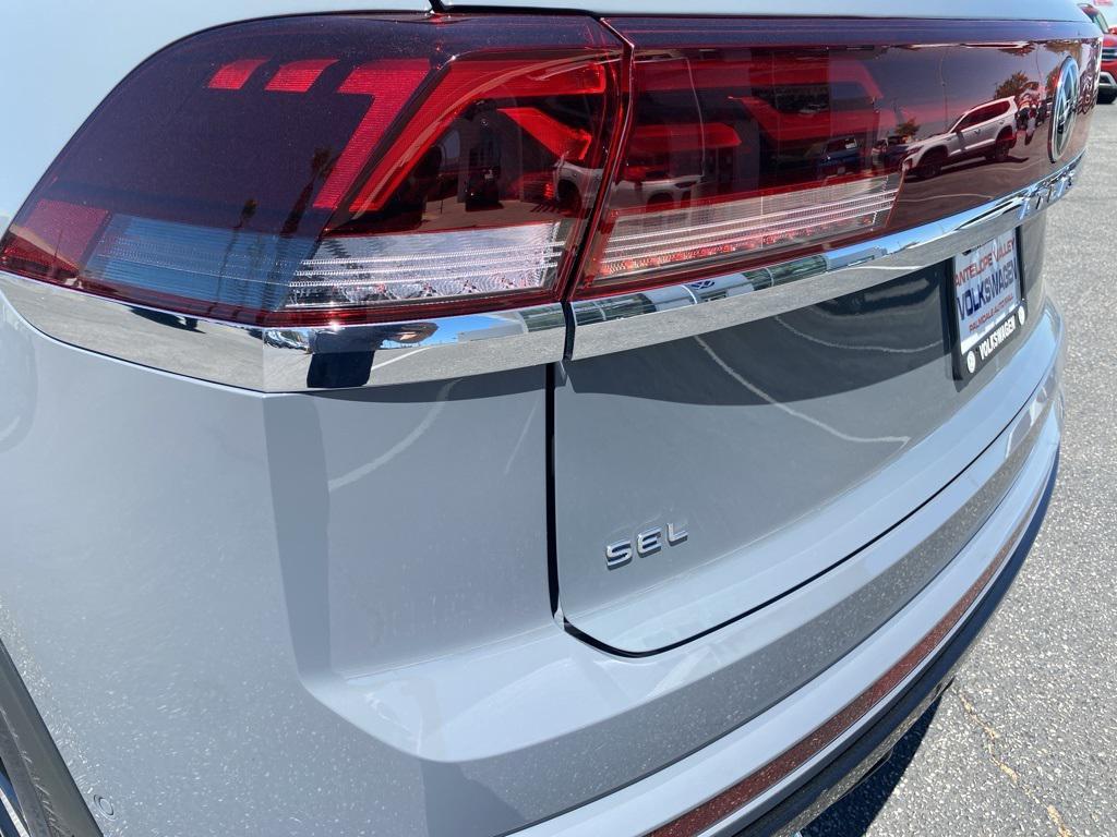 new 2025 Volkswagen Atlas Cross Sport car, priced at $54,201