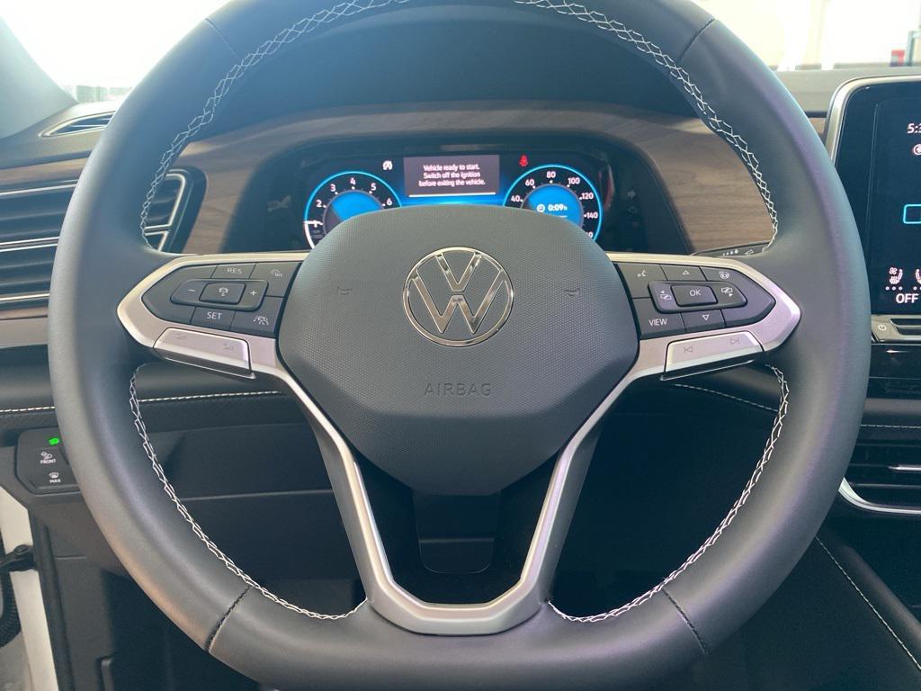 new 2026 Volkswagen Atlas car, priced at $49,524