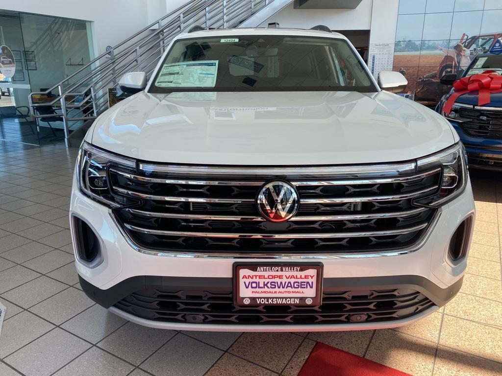 new 2026 Volkswagen Atlas car, priced at $49,524