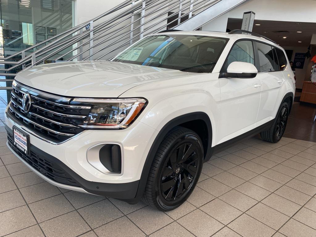 new 2026 Volkswagen Atlas car, priced at $49,524