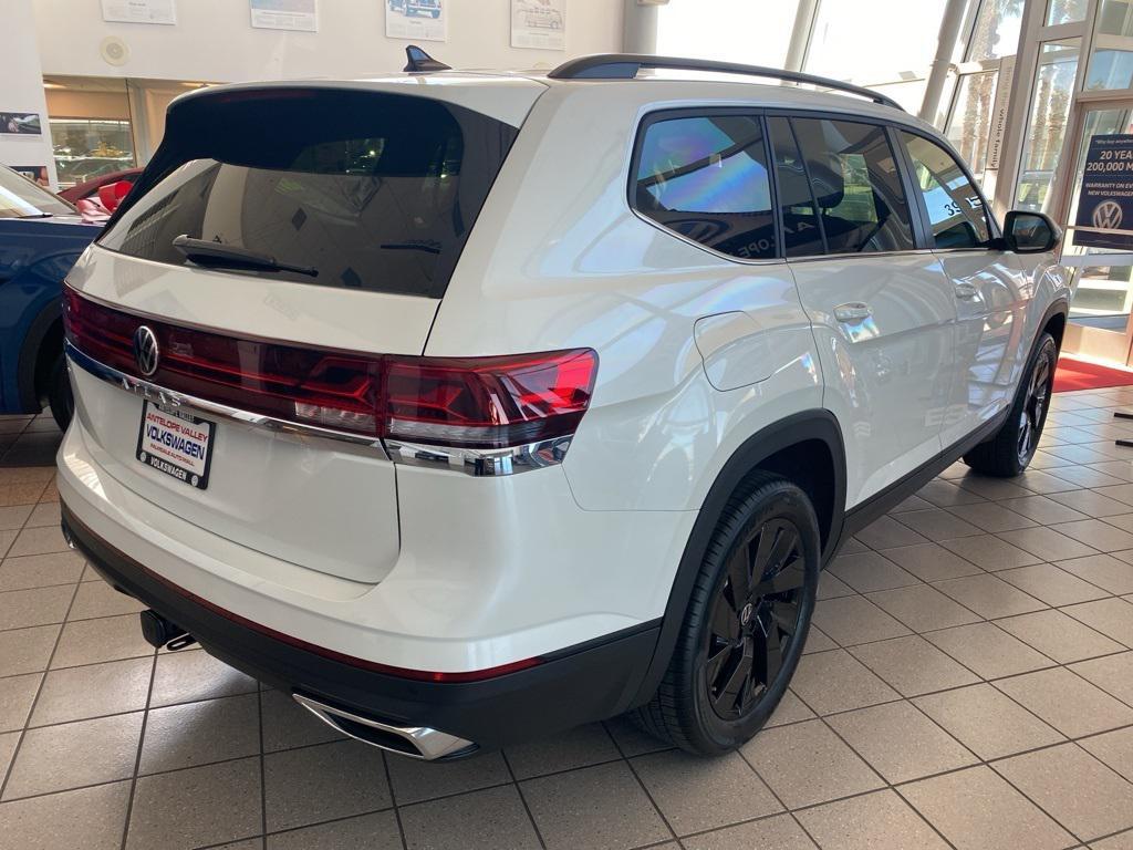 new 2026 Volkswagen Atlas car, priced at $49,524