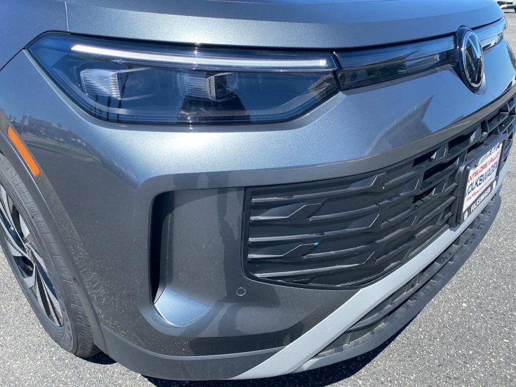 new 2025 Volkswagen Tiguan car, priced at $31,382