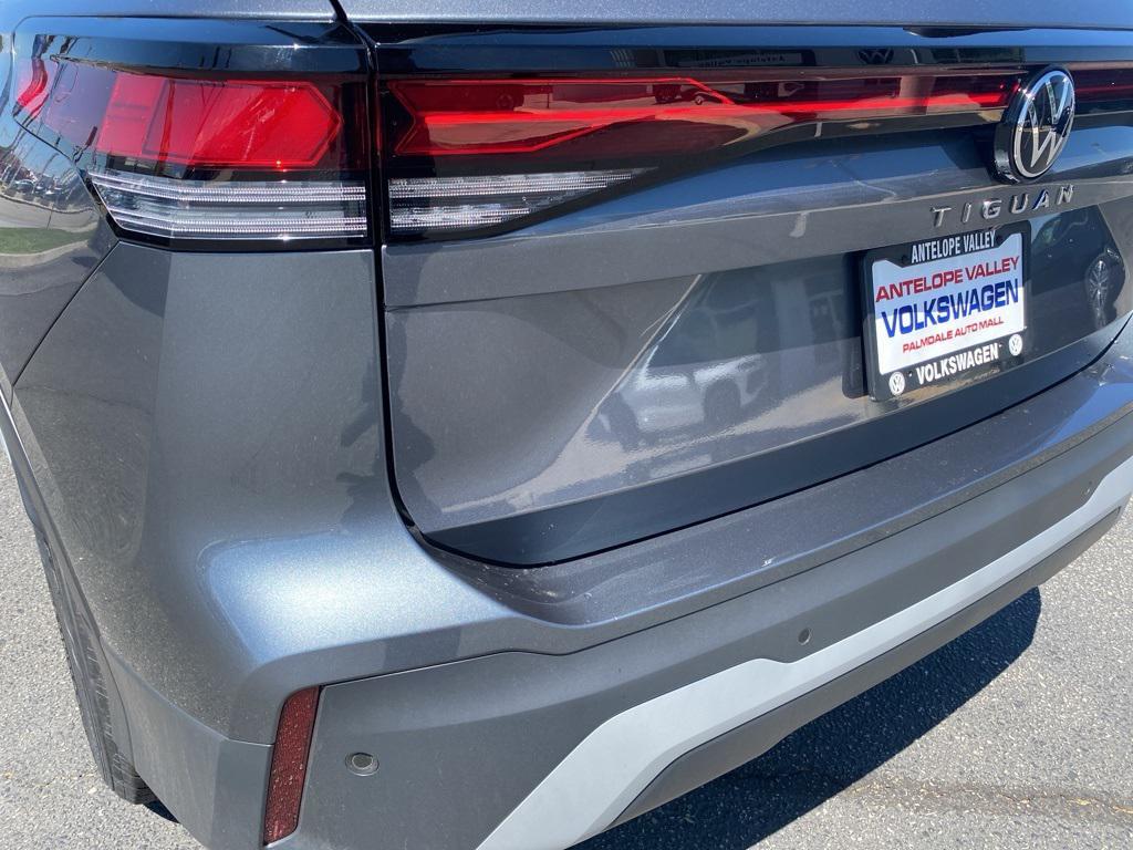 new 2025 Volkswagen Tiguan car, priced at $31,382