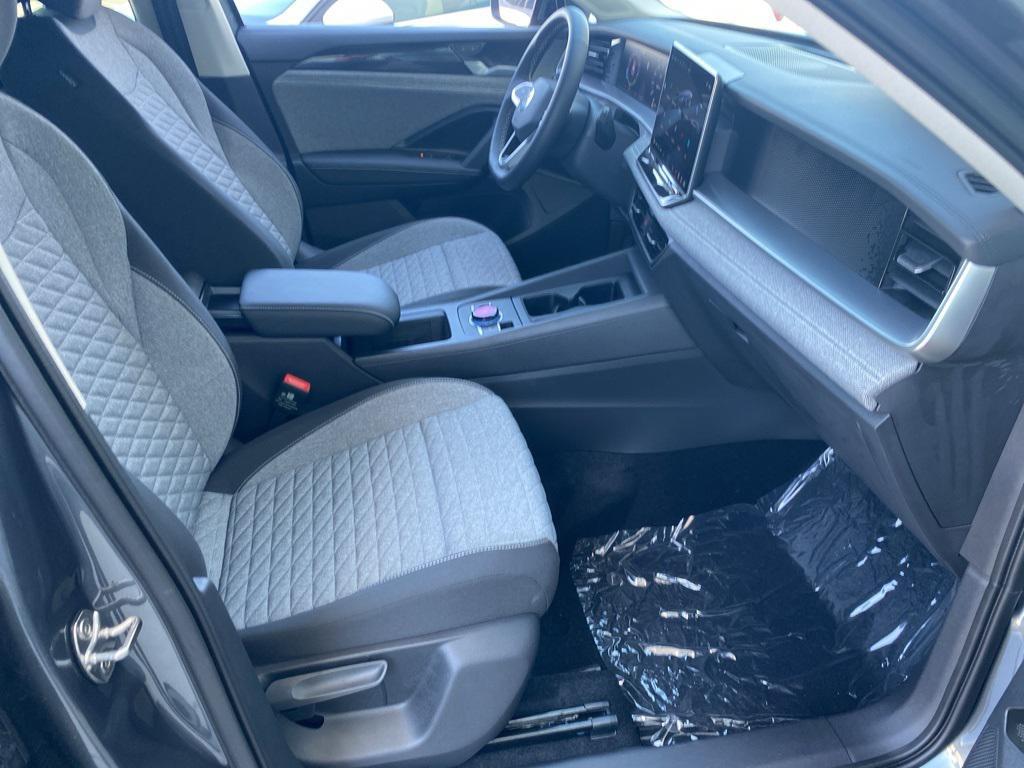 new 2025 Volkswagen Tiguan car, priced at $31,382