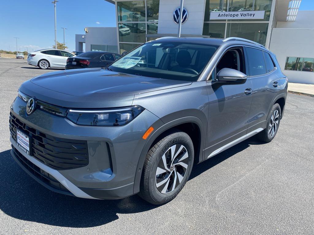 new 2025 Volkswagen Tiguan car, priced at $31,382