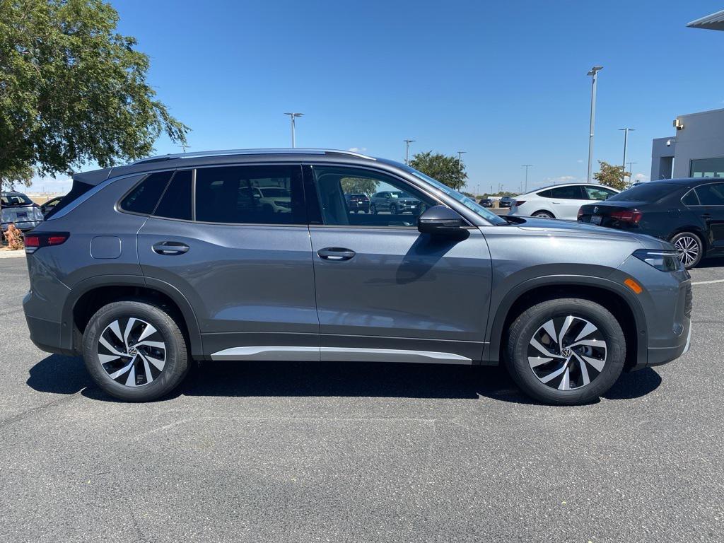 new 2025 Volkswagen Tiguan car, priced at $31,382