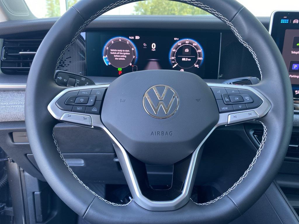 new 2025 Volkswagen Tiguan car, priced at $31,382