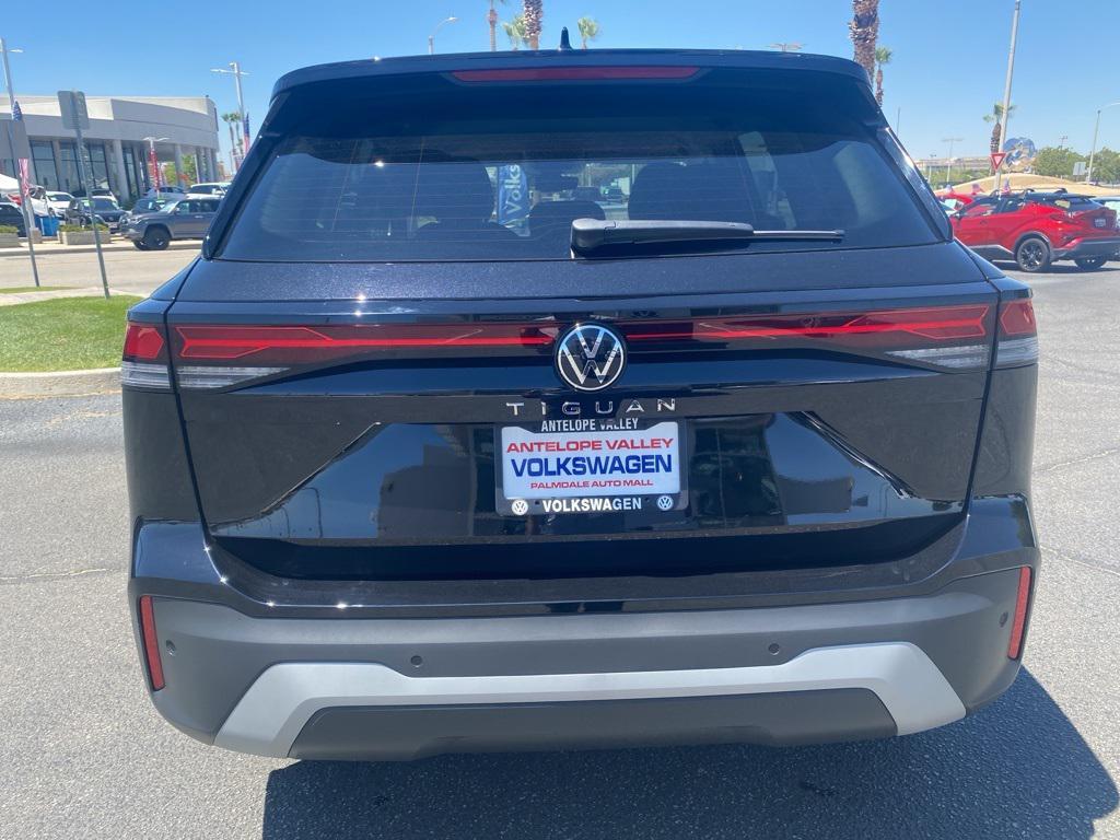 new 2025 Volkswagen Tiguan car, priced at $31,375