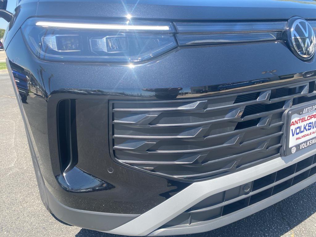 new 2025 Volkswagen Tiguan car, priced at $31,375