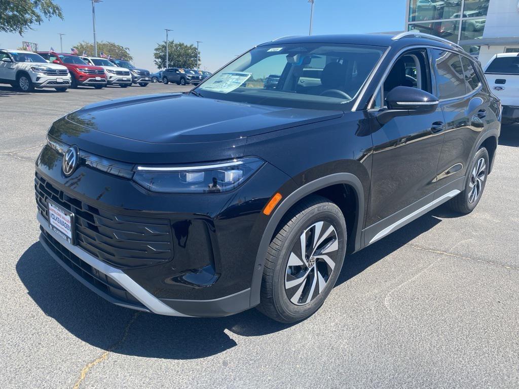 new 2025 Volkswagen Tiguan car, priced at $31,375