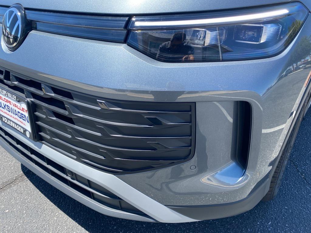 new 2025 Volkswagen Tiguan car, priced at $37,771