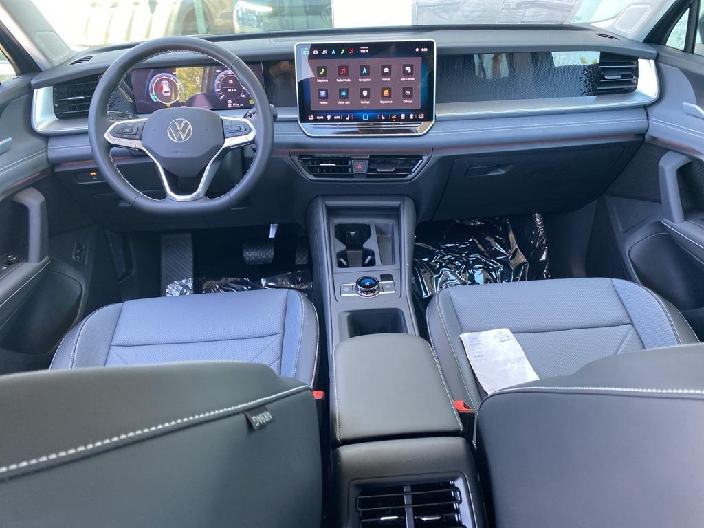 new 2025 Volkswagen Tiguan car, priced at $37,771