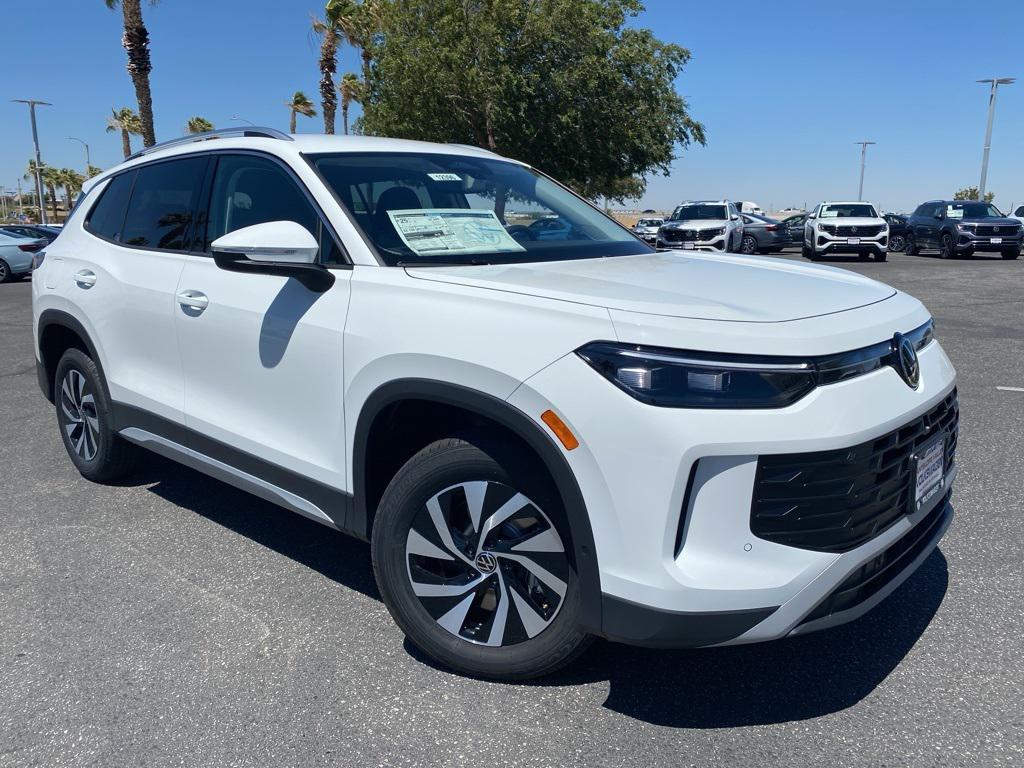 new 2025 Volkswagen Tiguan car, priced at $32,875