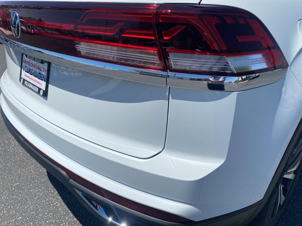 new 2025 Volkswagen Atlas Cross Sport car, priced at $39,206