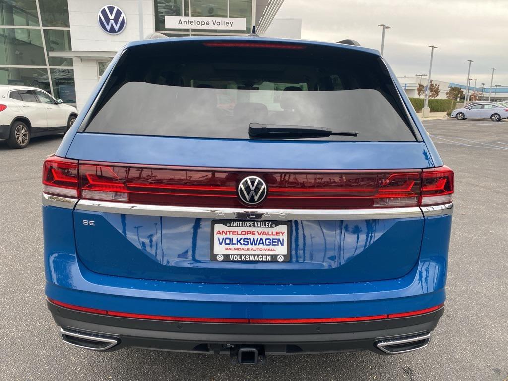 new 2026 Volkswagen Atlas car, priced at $48,198