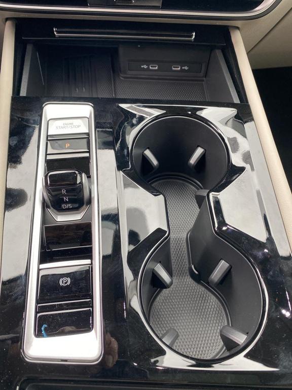 new 2026 Volkswagen Atlas car, priced at $48,198