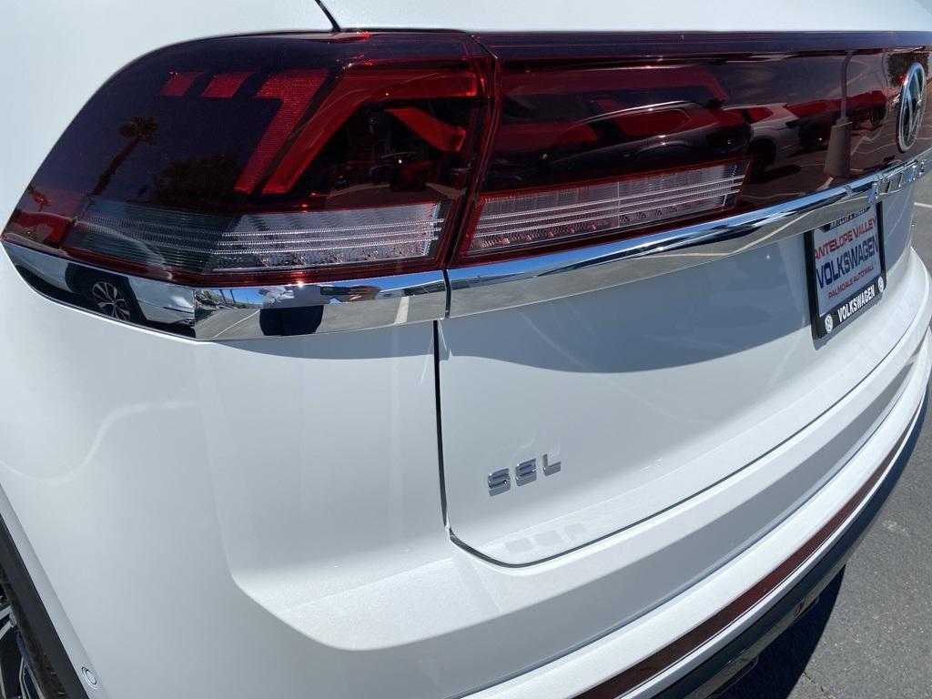 new 2025 Volkswagen Atlas Cross Sport car, priced at $54,646