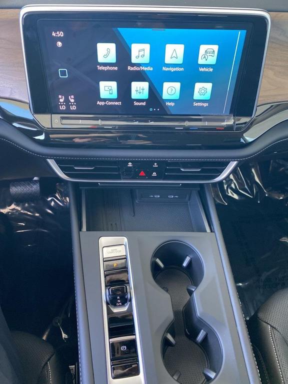new 2026 Volkswagen Atlas car, priced at $41,858
