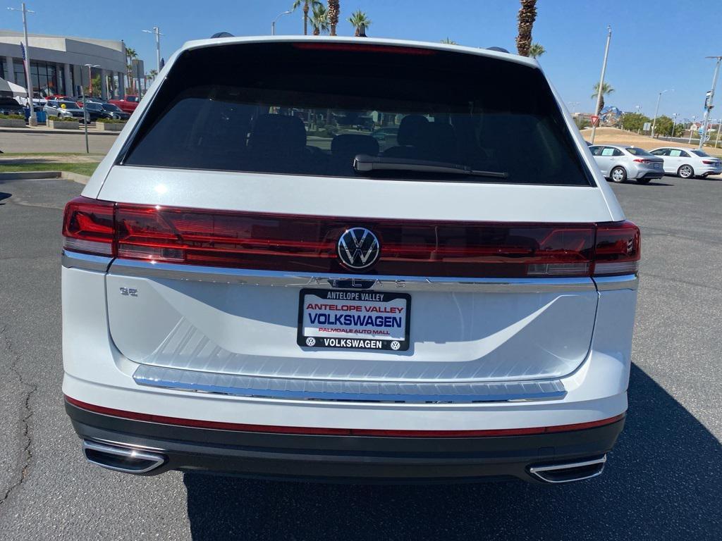 new 2026 Volkswagen Atlas car, priced at $41,858