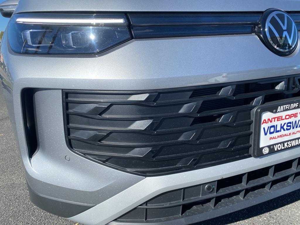 new 2026 Volkswagen Tiguan car, priced at $32,881