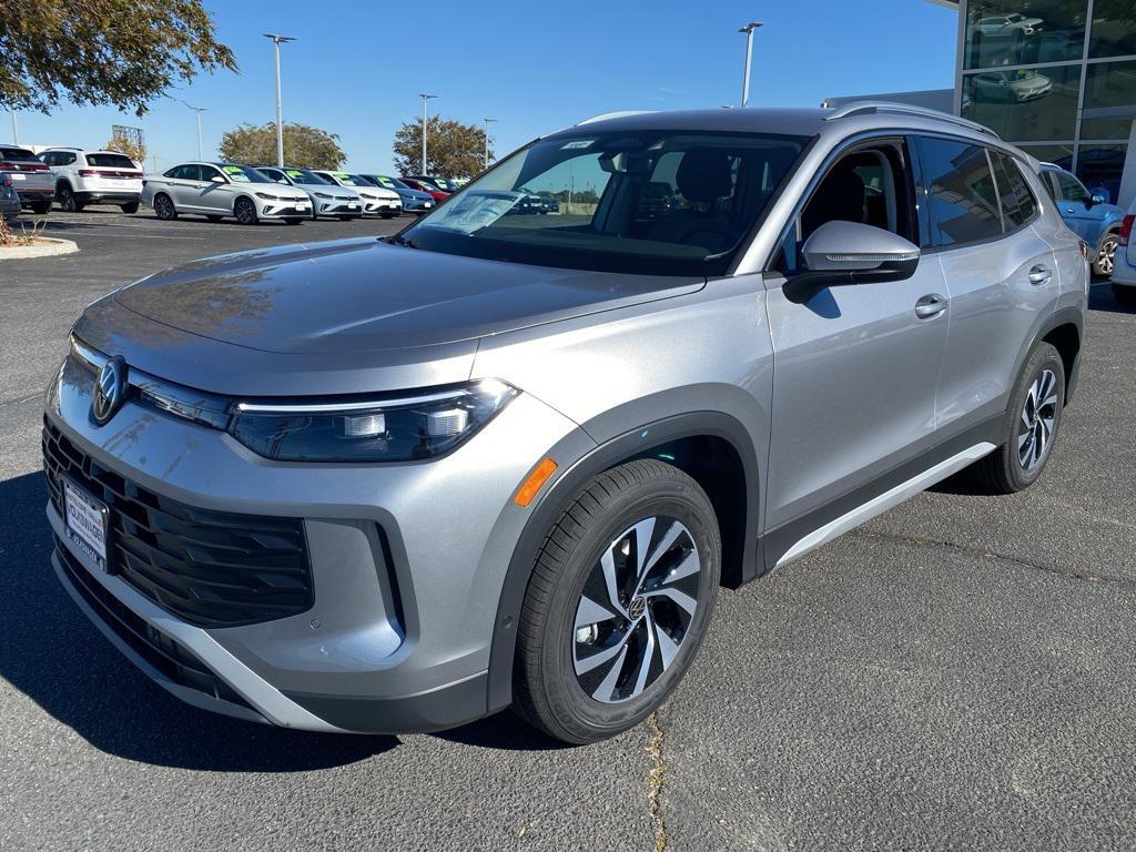 new 2026 Volkswagen Tiguan car, priced at $32,881