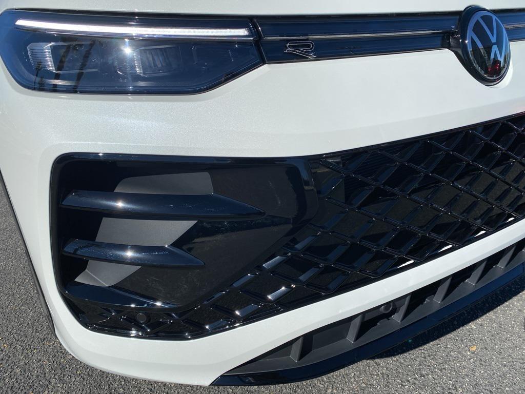 new 2026 Volkswagen Tiguan car, priced at $40,897