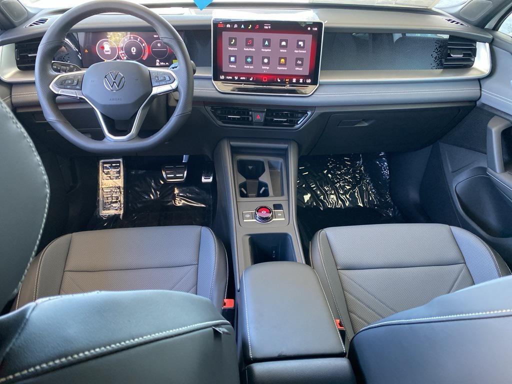 new 2025 Volkswagen Tiguan car, priced at $39,548