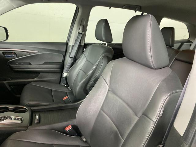 used 2022 Honda Pilot car, priced at $29,877
