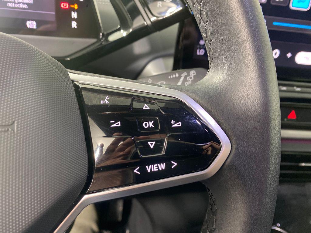 used 2024 Volkswagen ID.4 car, priced at $25,998