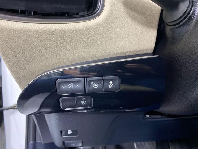 used 2021 Toyota Prius car, priced at $20,998