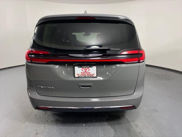 used 2022 Chrysler Pacifica car, priced at $17,994