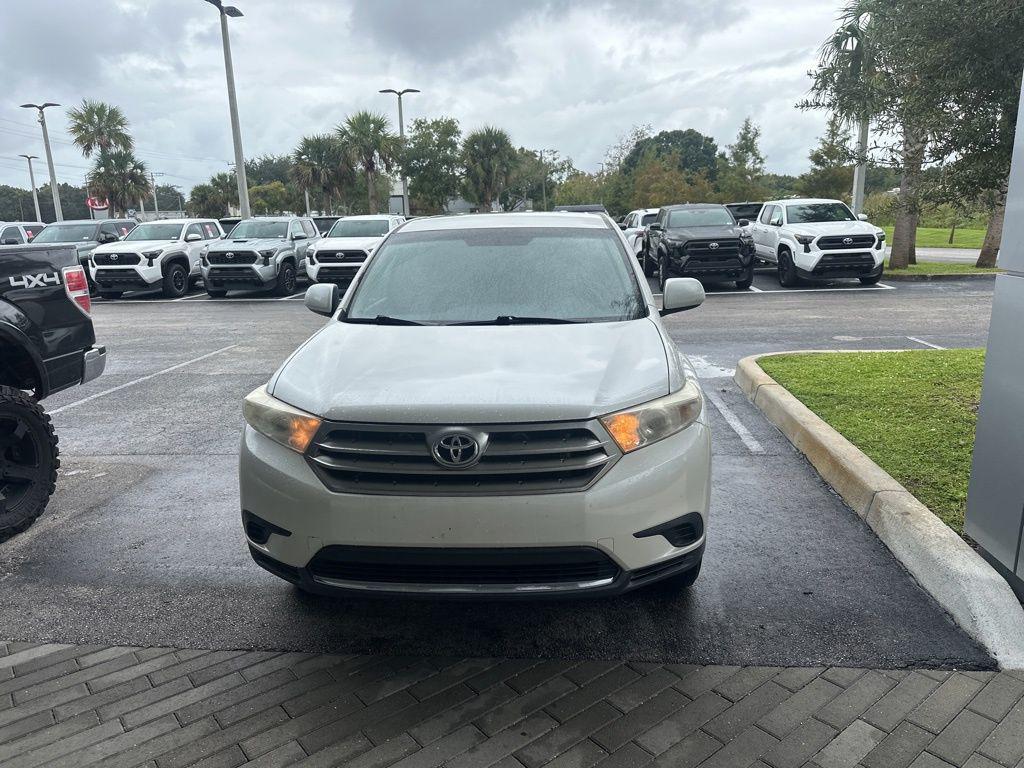 used 2013 Toyota Highlander car, priced at $10,998