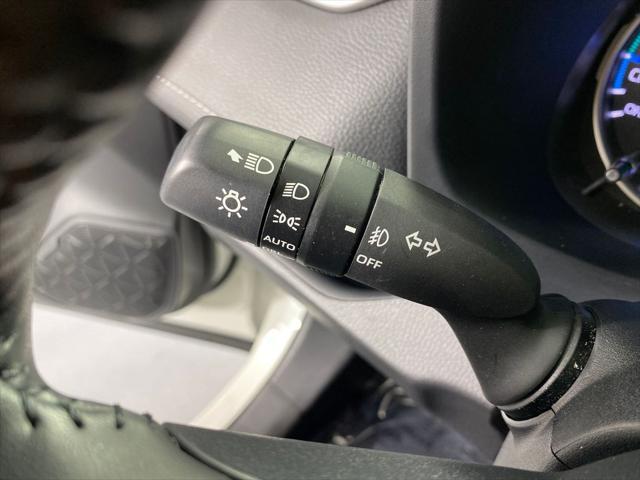 used 2021 Toyota RAV4 Hybrid car, priced at $29,882