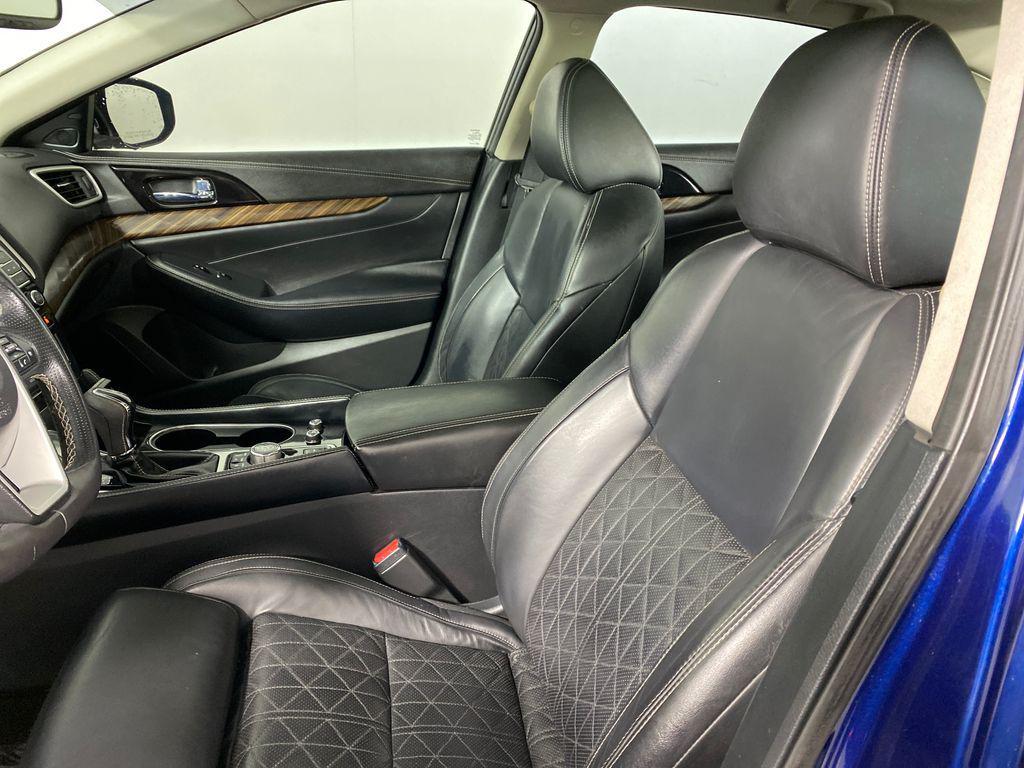 used 2016 Nissan Maxima car, priced at $13,998