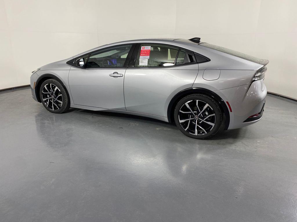 new 2026 Toyota Prius Plug-In Hybrid car, priced at $42,281